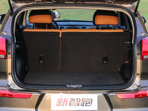 2015款2.4L 自动四驱版Premium 行李厢空间