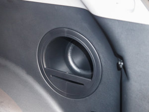 2015款2.0L 自动两驱版Premium 空间座椅