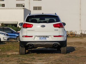 2015款2.0L 自动两驱版Premium 正后	