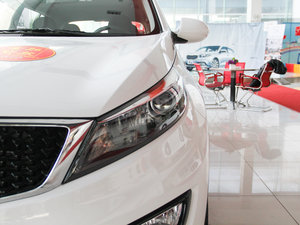 2015款2.0L 自动两驱版GLS 大灯