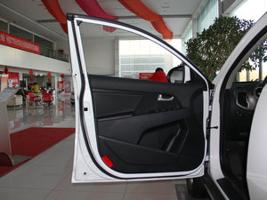 2015款2.0L 自动两驱版GLS 驾驶位车门