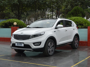 2015款2.0L 自动两驱版DLX 左前45度