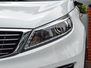 2015款2.0L 自动两驱版DLX 大灯