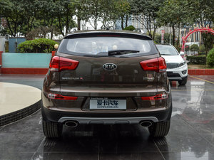 2015款2.0L 手动两驱版GLS 正后	