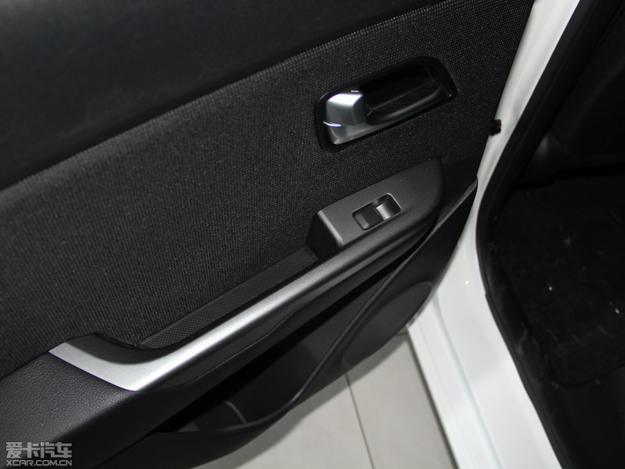 2015������K2���� 1.4L GLS �քӰ�