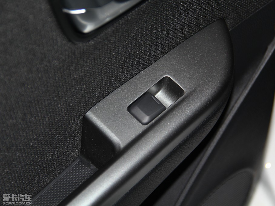 2015K2 1.4L GLS քӰ