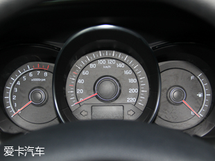 東風悅達起亞2015款起亞K2三廂