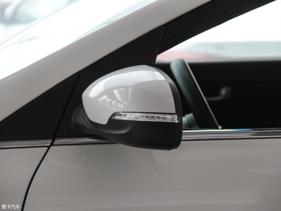 2015KX3 1.6L ԄӃDLX