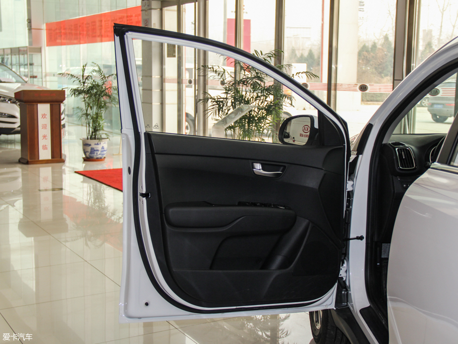 2015KX3 1.6L ԄӃDLX