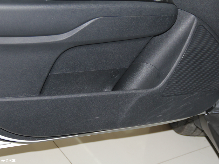 2015KX3 1.6L ԄӃDLX