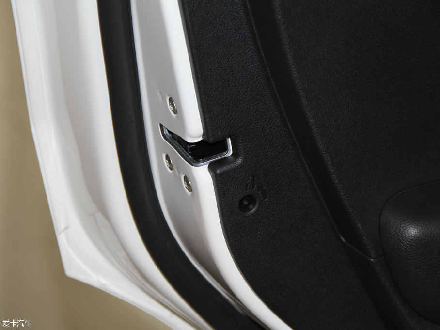 2015KX3 1.6L ԄӃDLX