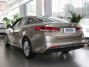 2016款2.0L 自动GLS 整体外观