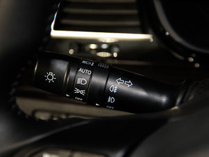 2015款1.8L 自动GLS Special 中控区