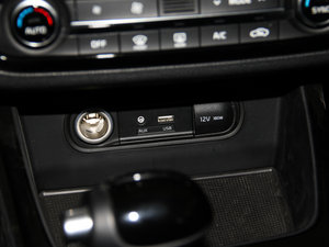 2015款1.8L 自动GLS Special 中控区