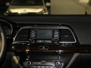 2015款1.8L 自动GLS Special 空调出风口