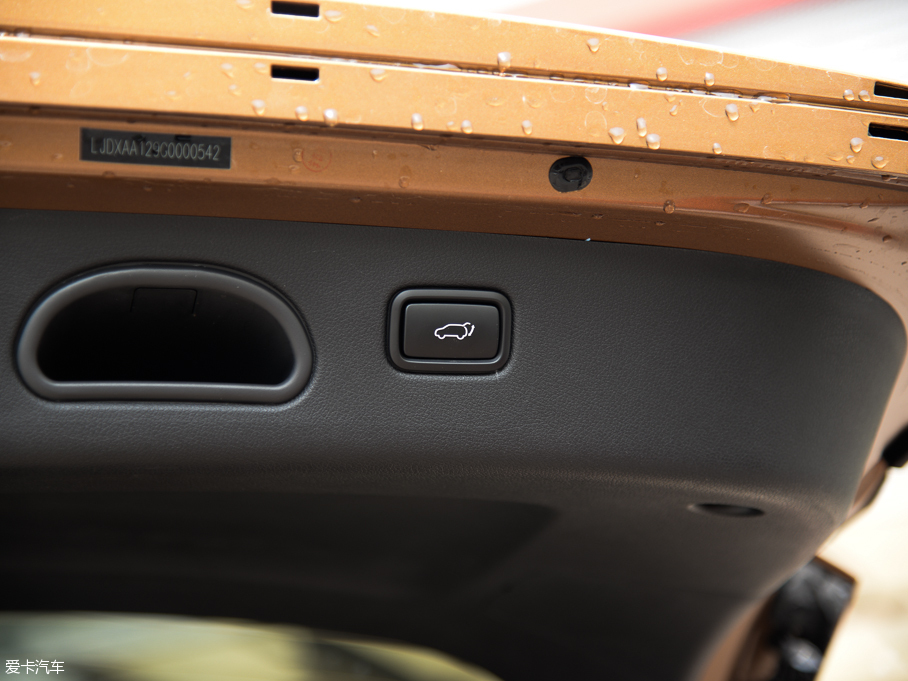 2016KX5 1.6T ԄӃPremium