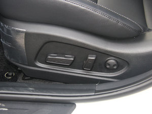 20161.4T-GDI ԄPremium {{