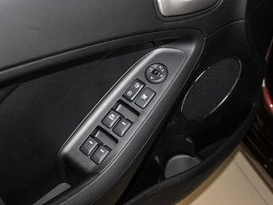 2016款1.6L 自动GLS 主驾车窗控制区	