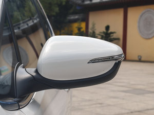 2016款1.6L 自动DLX 后视镜