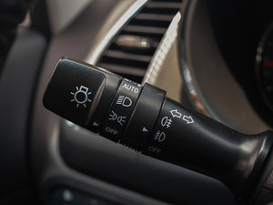 20161.6L Ԅ(dng)DLX п؅^(q)