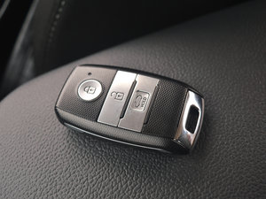 2016款1.6L 自动DLX 车钥匙
