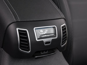 2017款1.8L 自动DLX Special 空间座椅