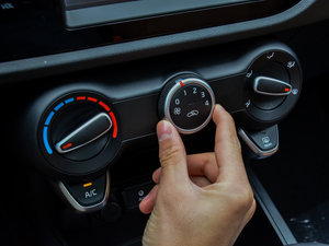 20171.6L Premium ԄӰ п؅^(q)