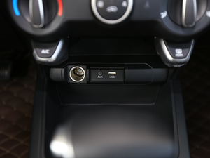 20171.4L Ԅ GLS 15؄e п؅^