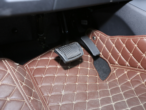 20171.4L Ԅ GLS 15؄e п؅^