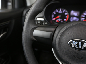 20171.4L Ԅ GLS 15؄e п؅^