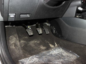 20171.4L ք GLS 15؄e g