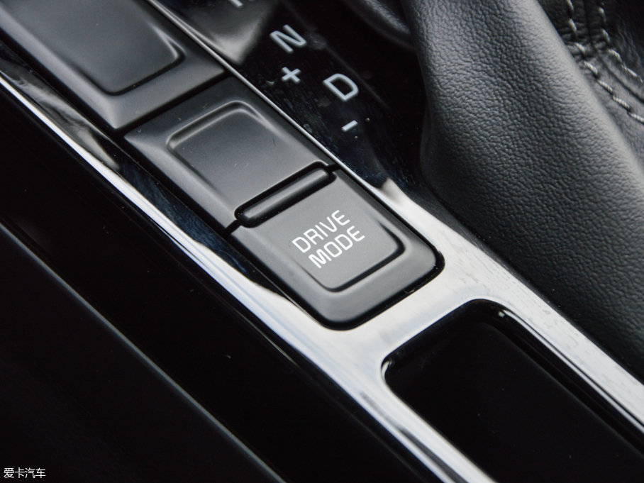 2017KX7 2.4L GDI Ԅ(dng)(q)GLS