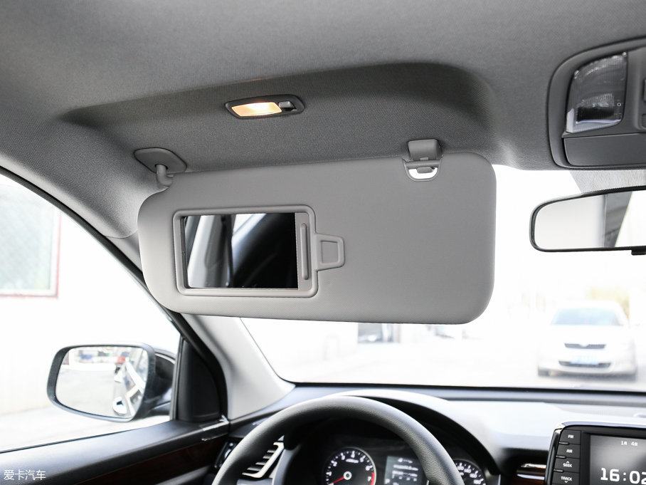 2017������KX7 2.0L GDI �ԄӃ��GL