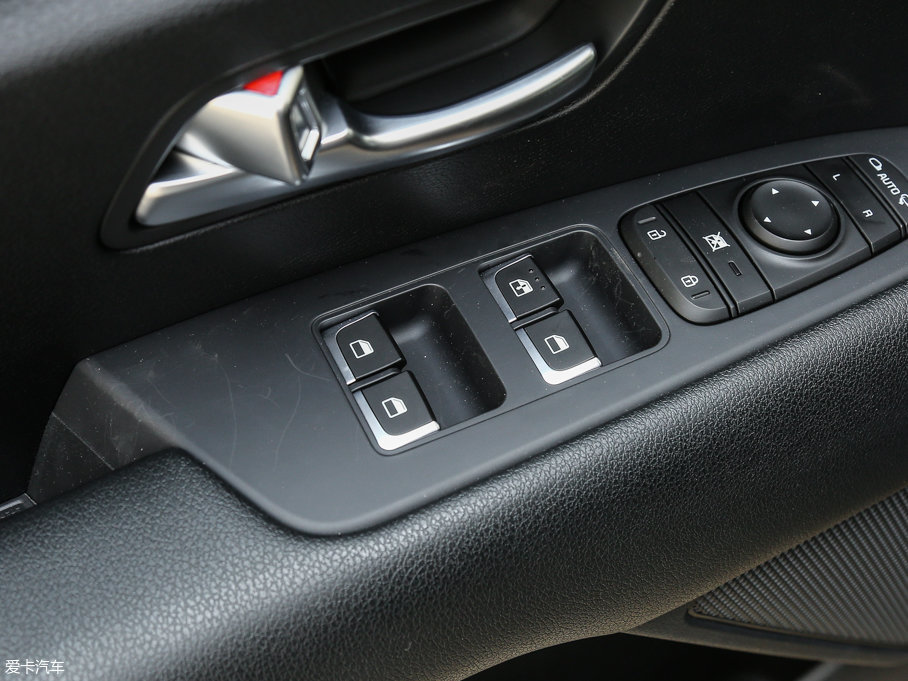 2017������KX7 2.0L T-GDI �Ԅ�(d��ng)���(q��)GL