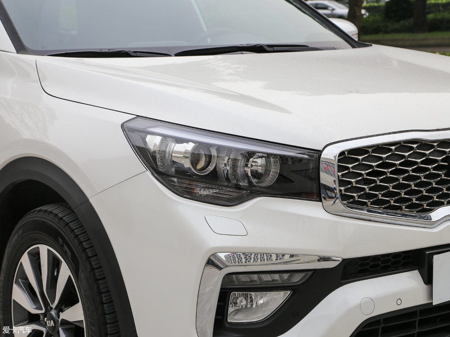 2017������KX7 2.0L T-GDI �Ԅ����DLX