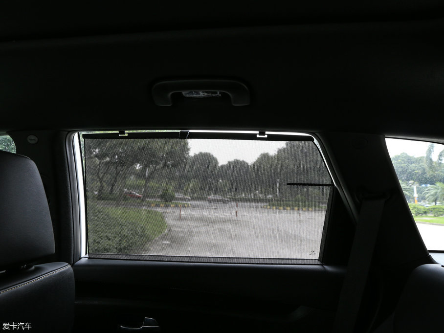 2017������KX7 2.0L T-GDI �Ԅ����DLX