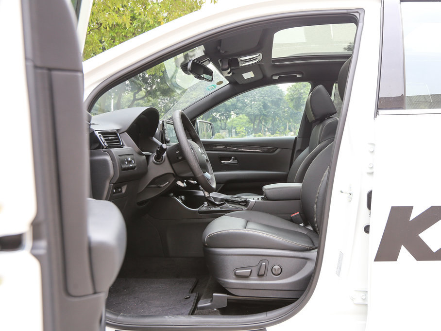 2017������KX7 2.0L T-GDI �Ԅ����DLX