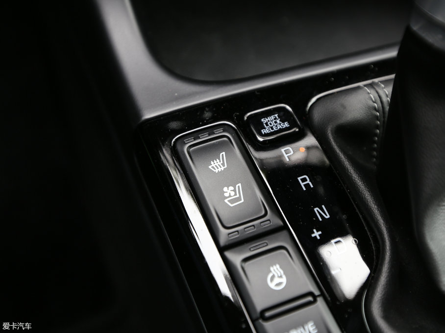 2017KX7 2.0L T-GDI ԄDLX