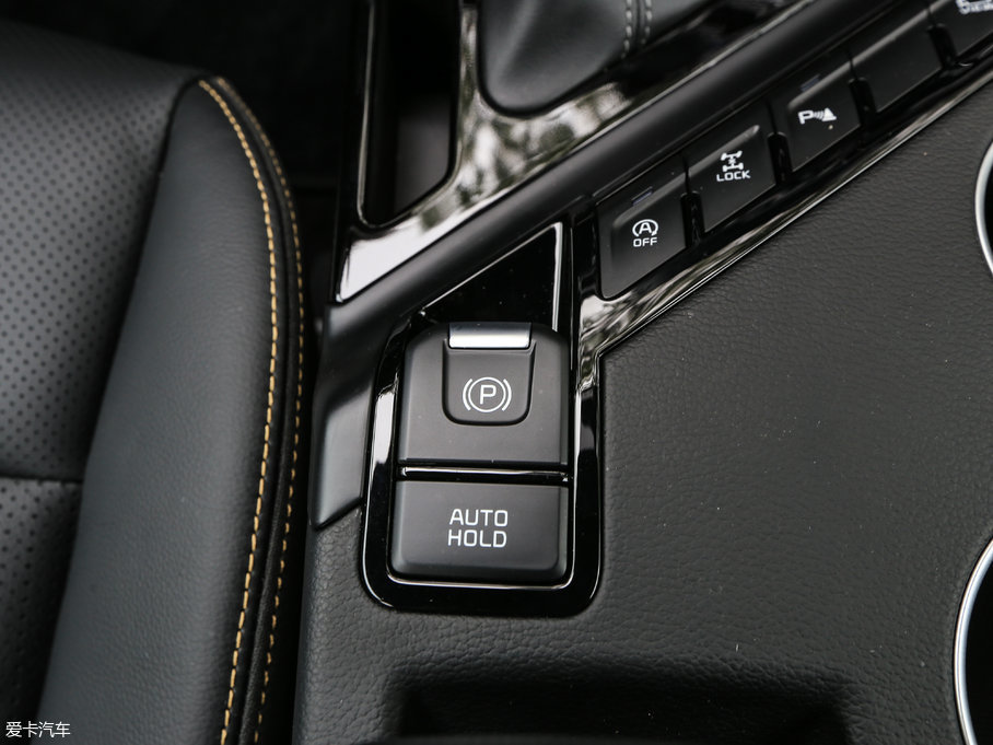 2017������KX7 2.0L T-GDI �Ԅ����DLX