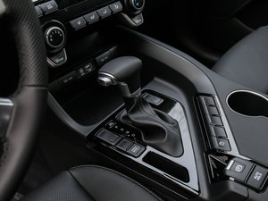 2017款2.0L T-GDI 自动两驱GLS 换挡杆