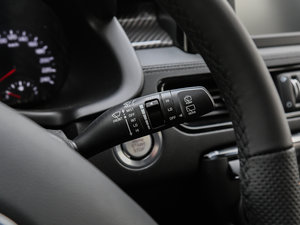 2017款2.0L T-GDI 自动两驱GLS 中控区