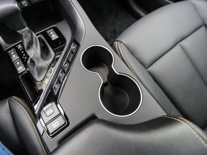 20172.0L T-GDI ԄDLX g