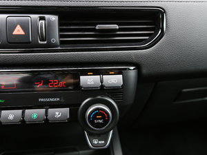 20172.0L T-GDI ԄDLX п؅^