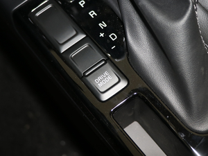 20172.4L GDI Ԅ(dng)(q)GLS п؅^(q)