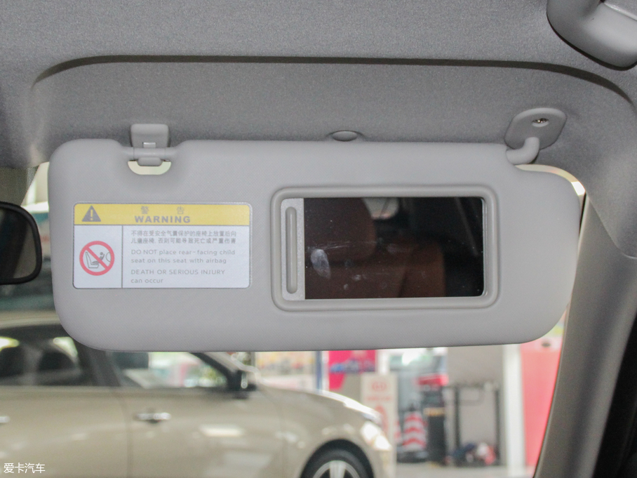 2017KX CROSS 1.4L MT GLS