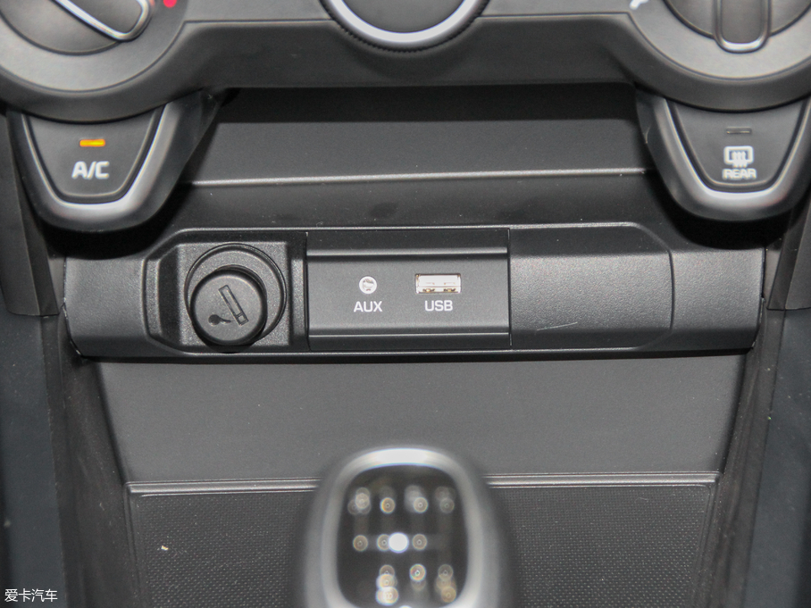 2017KX CROSS 1.4L MT GLS