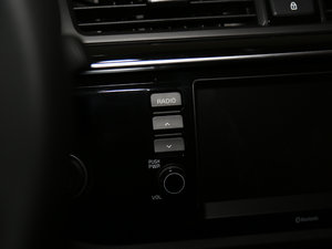 20171.4L AT GLS п؅^