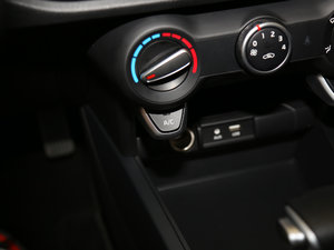 20171.4L AT GLS п؅^