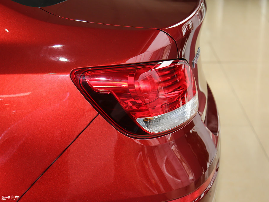 2017Y 1.4L ԄӺADeluxe