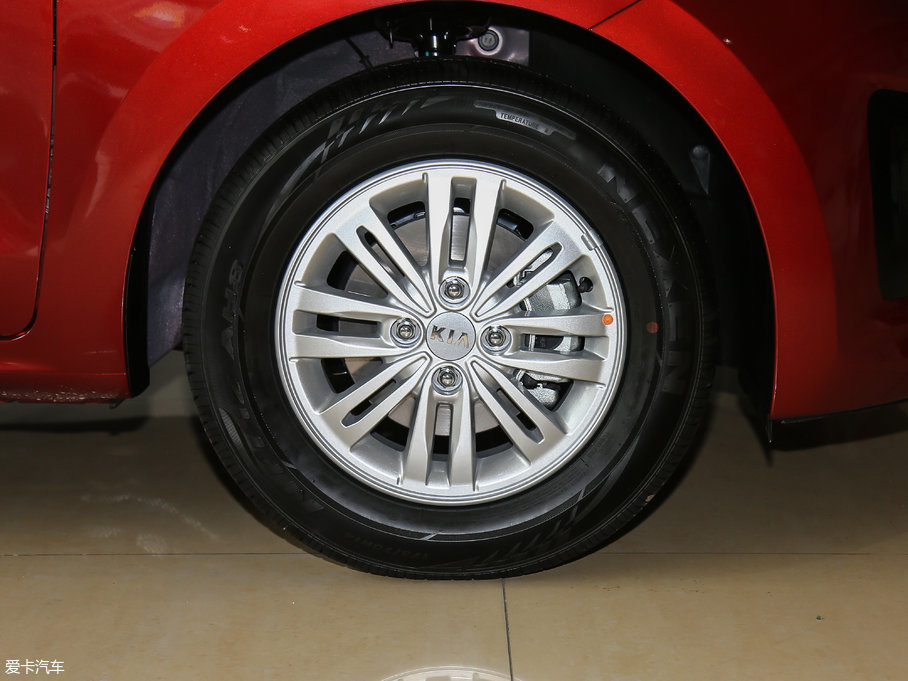 2017��Y 1.4L �ԄӺ��A��Deluxe